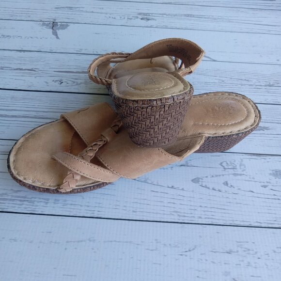 BORN Wedge Toe Loop Sandals Brown Braided Leather Womans 6 - Picture 10 of 10
